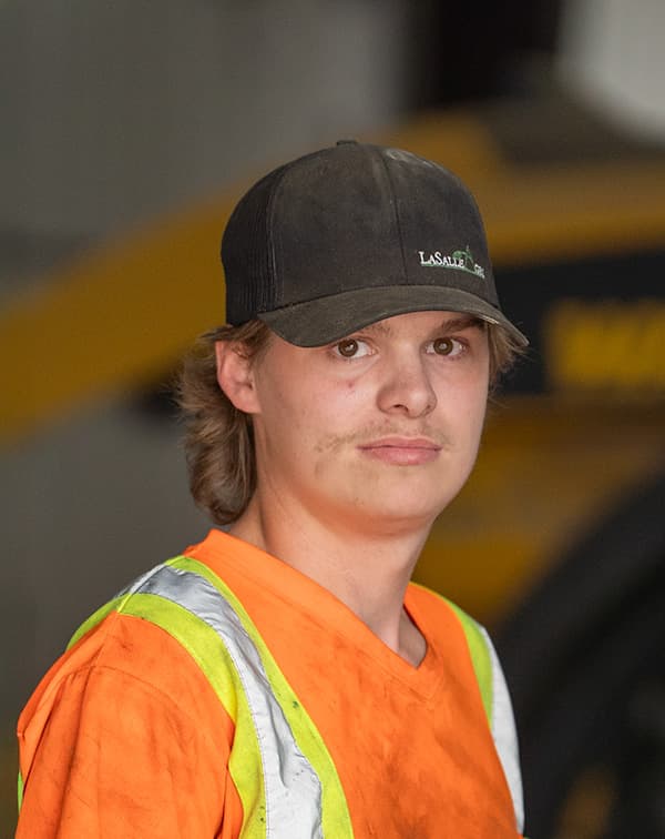 Ethan Godts, Spreader Operator